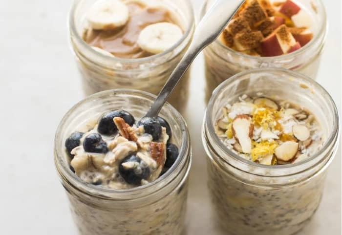 Overnight oats can be personalized according to everyone’s taste preferences.